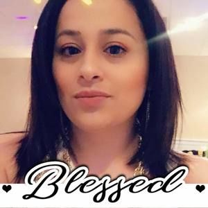 Meet your Posher, Katiria